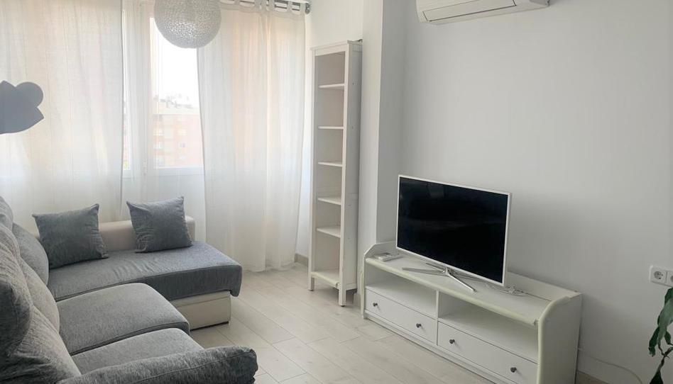 Foto 1 de Piso de alquiler en Virgen de Aranzazu, Tres Olivos - Valverde, Madrid