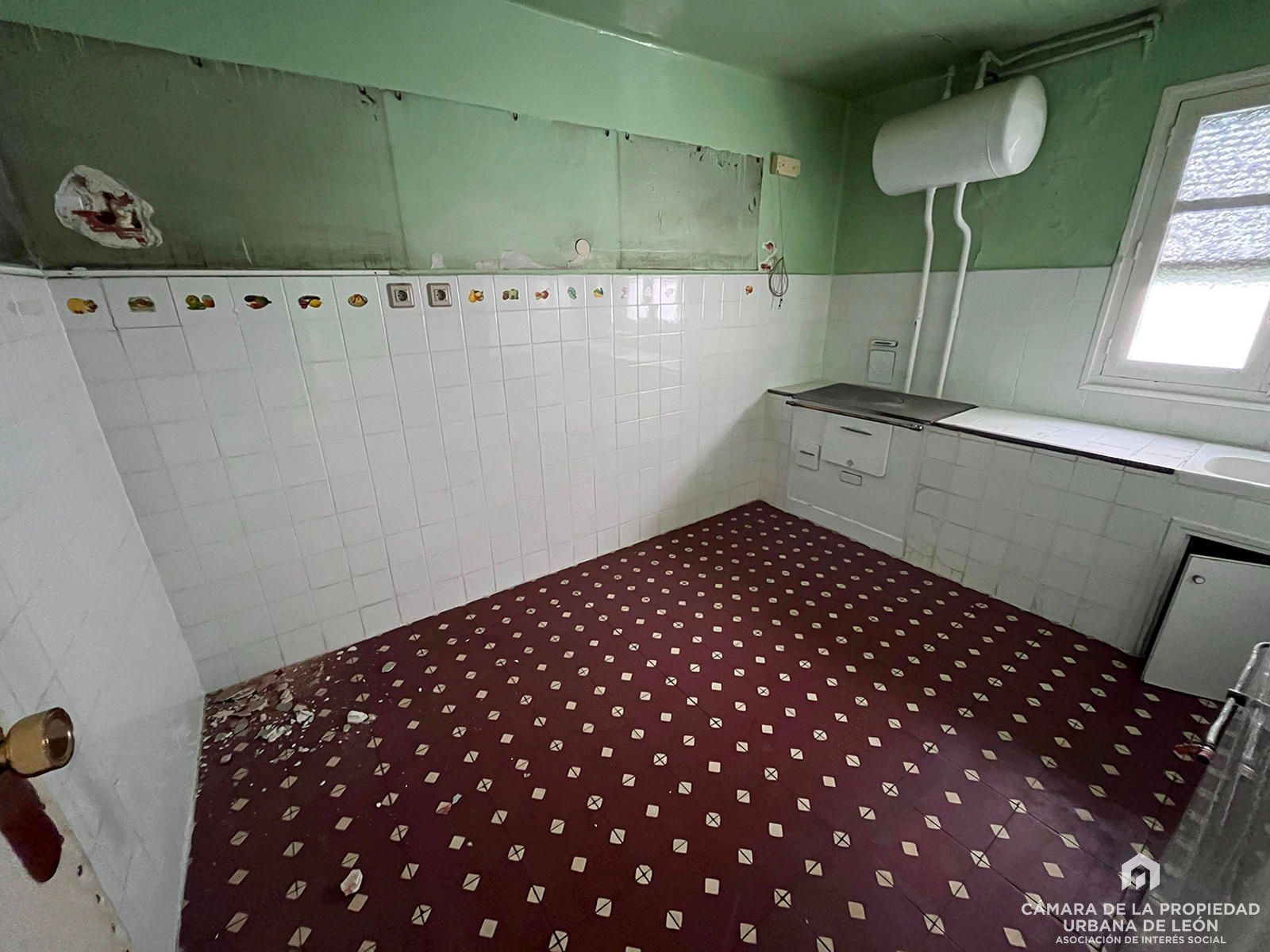 Cocina de Piso en venta en León Capital 
