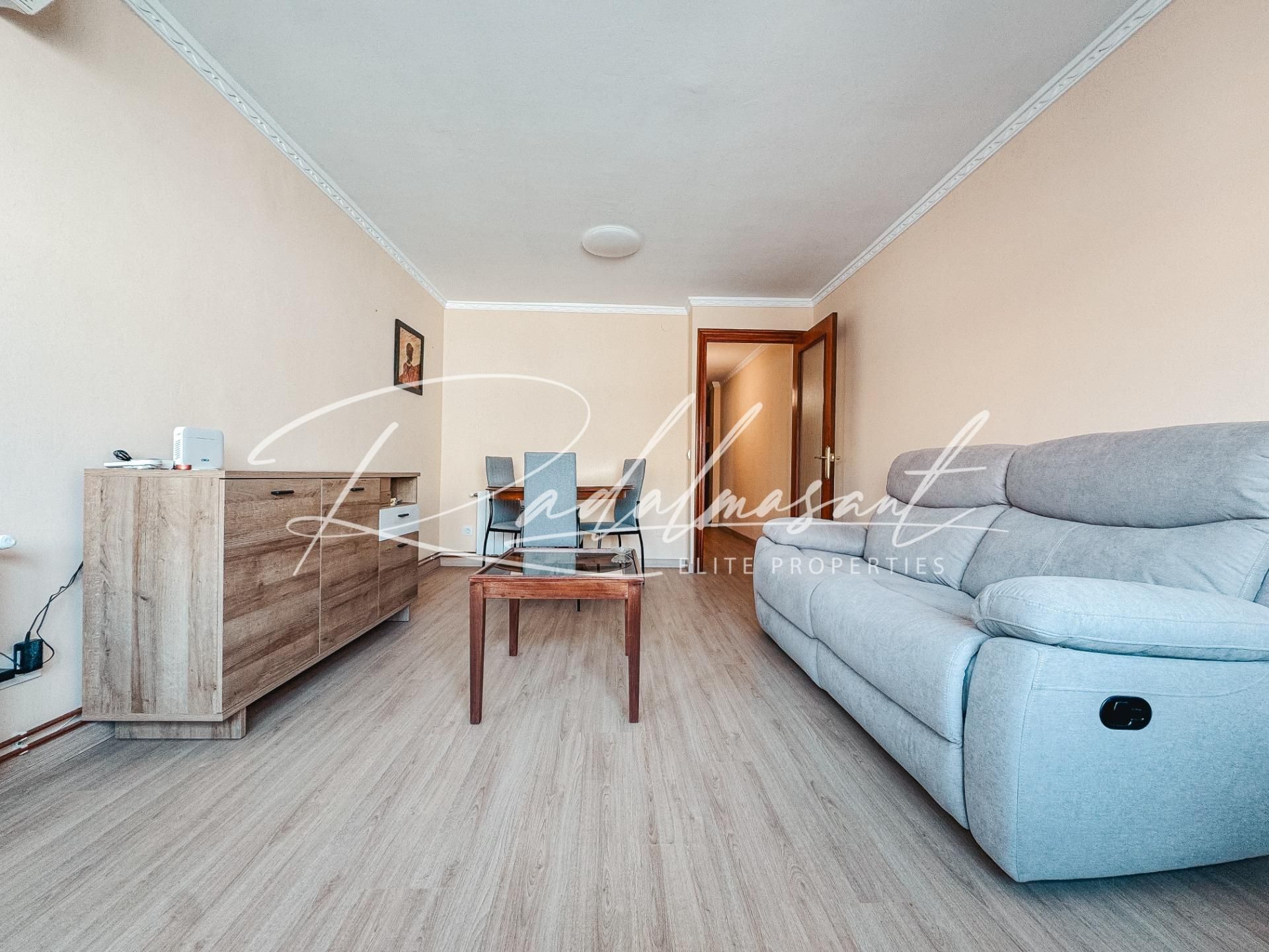 Sala d'estar de Pis per a compartir en Reus amb Calefacció i Terrassa