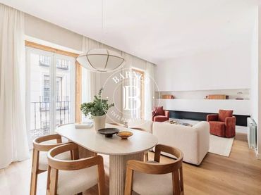 Piso con balcón en venta en Centro