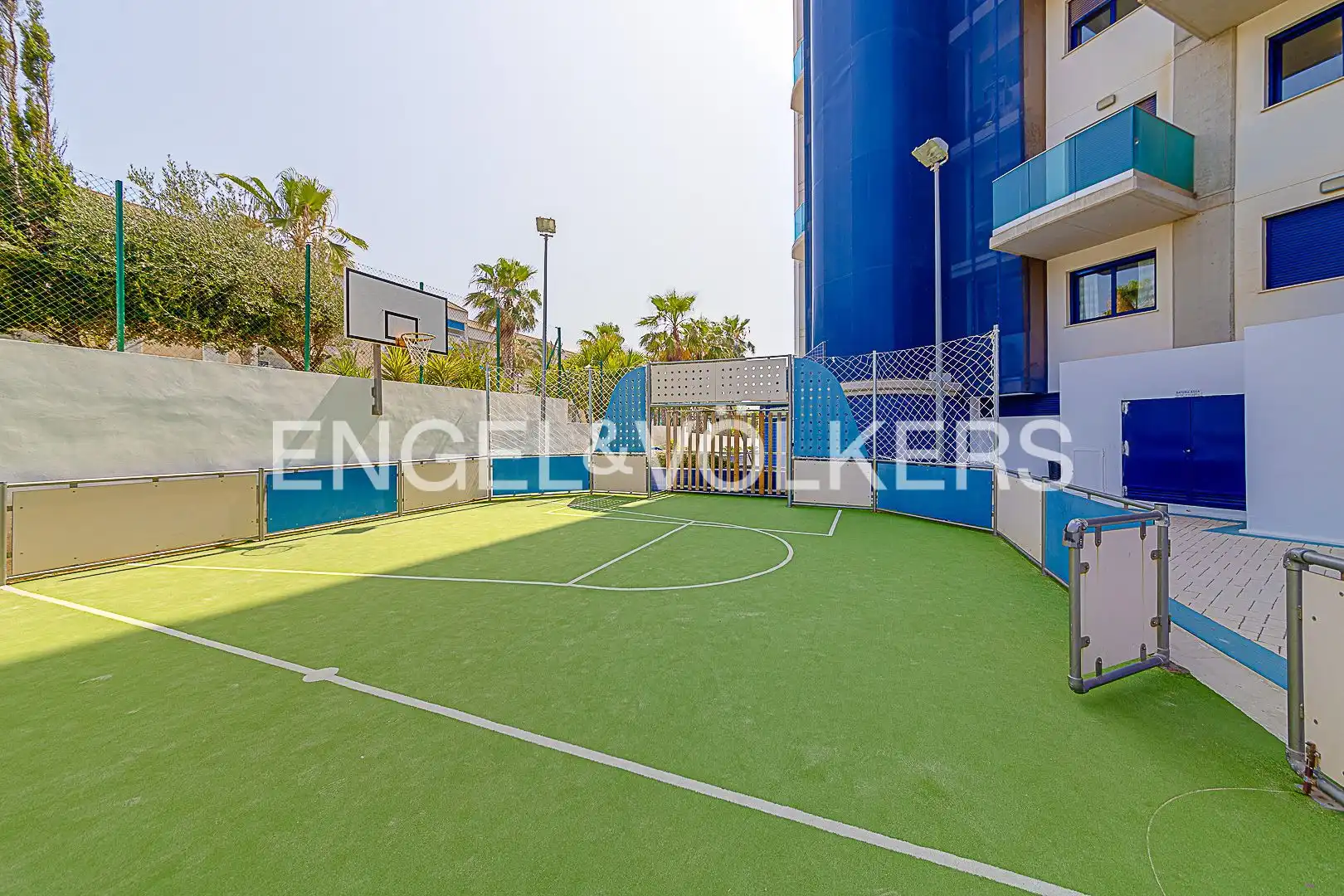 Terrasse von Erdgeschoss zum Verkauf in Torrevieja mit Klimaanlage, Heizung und Terrasse