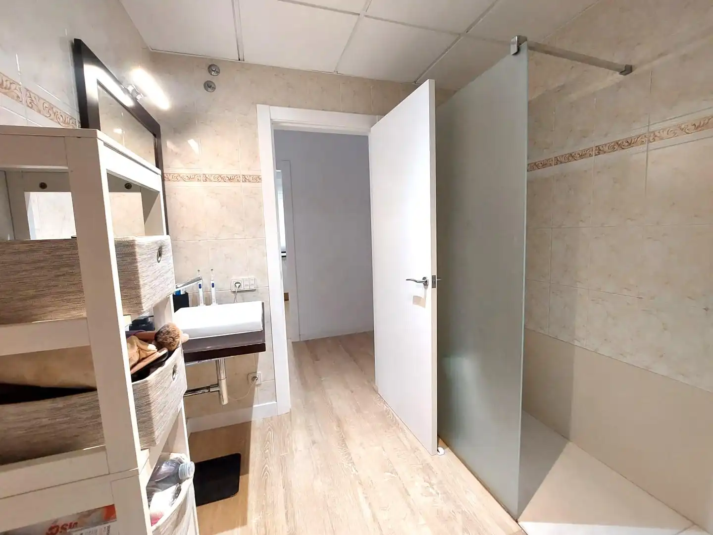 Baño de Piso en venta en Olesa de Montserrat con Aire acondicionado y Calefacción