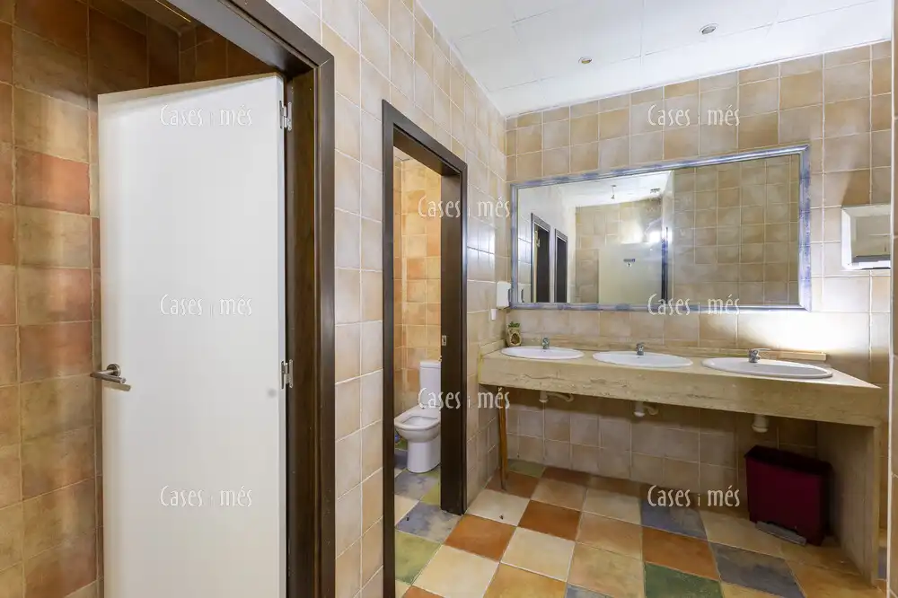 Bathroom of Industrial buildings for sale in Náquera
