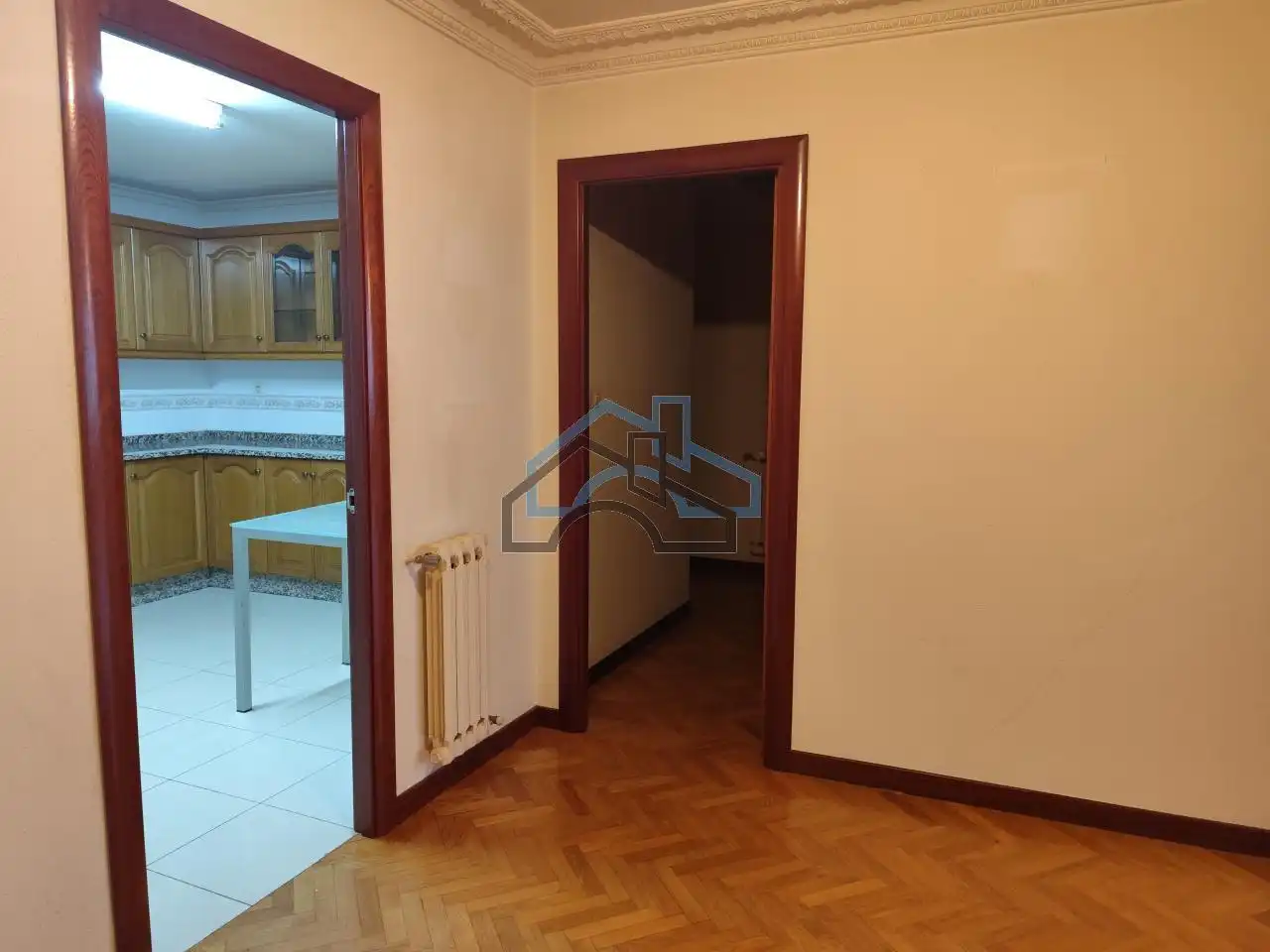 Pis de lloguer en A Coruña Capital  amb Calefacció, Parquet i Traster