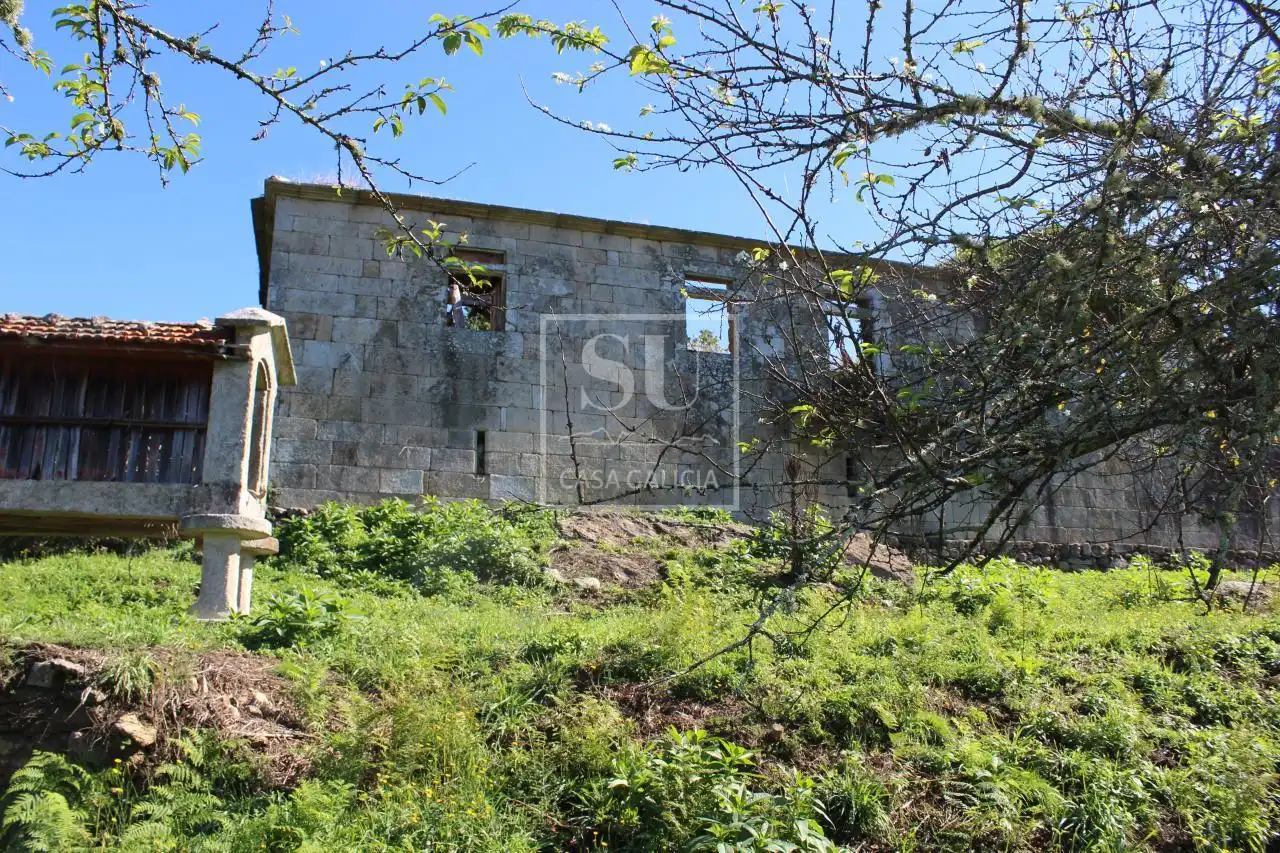 Casa rústica amb jardí en venda a As Neves, imagen 32