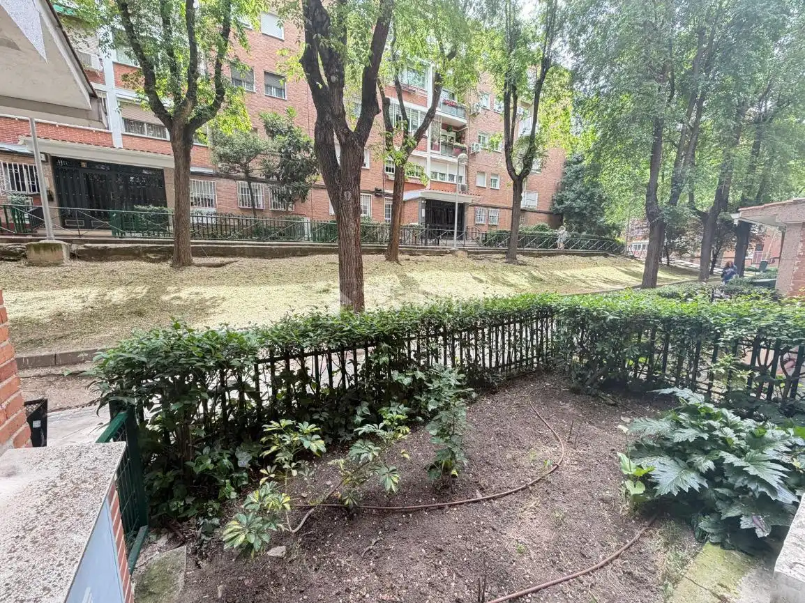 Exterior view of Flat for sale in Madrid  with Heating