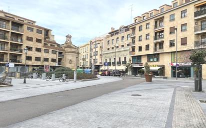 Vista exterior de Pis en venda en Salamanca Capital amb Calefacció, Parquet i Balcó