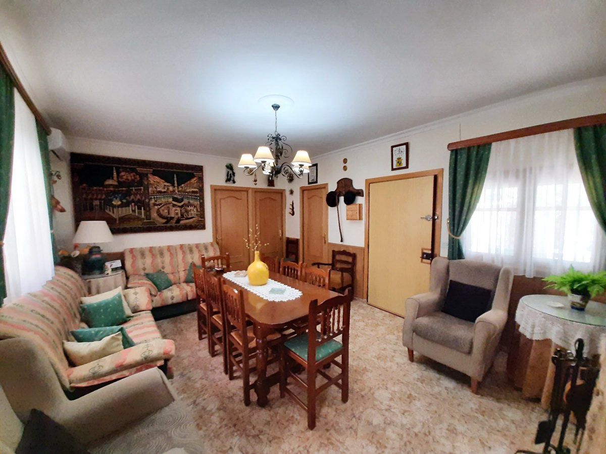 Living room of House or chalet for sale in Valdepeñas  with Air Conditioner and Swimming Pool