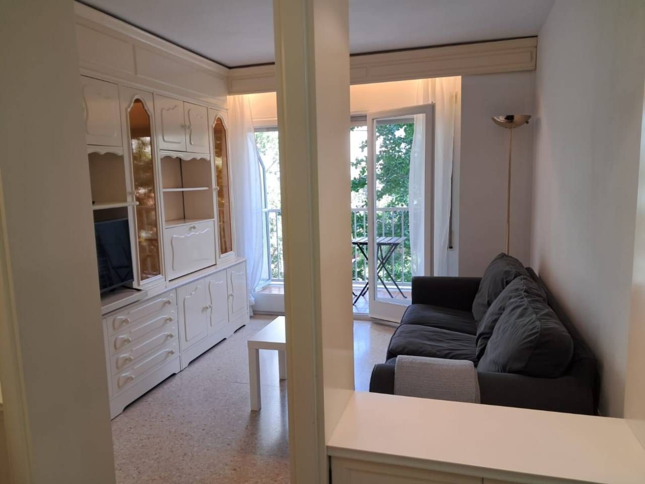 Bedroom of Flat to rent in Girona Capital  with Heating, Furnished and Balcony