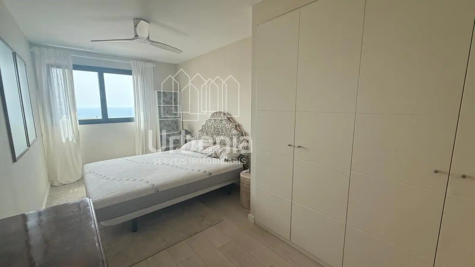 Habitación de Piso de alquiler en Mataró con Aire acondicionado, Calefacción y Terraza