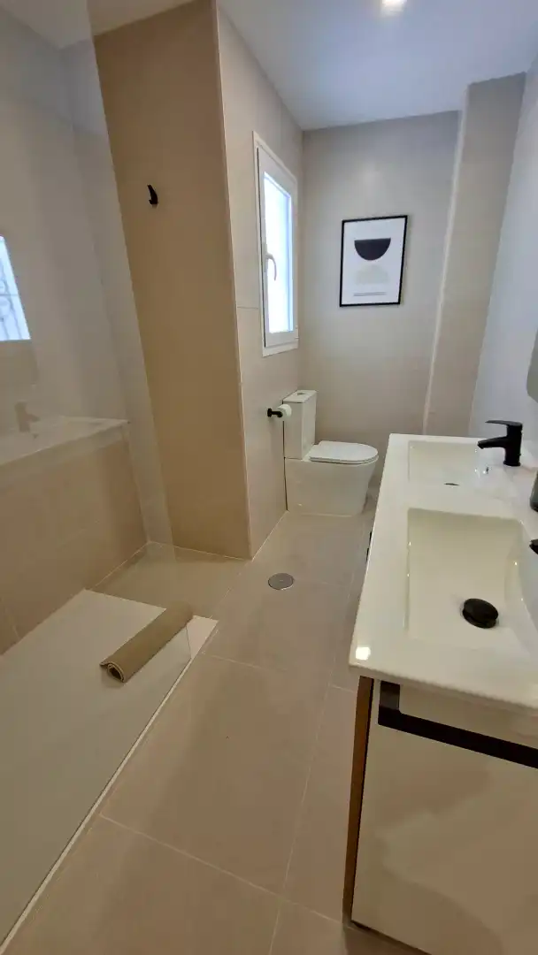 Baño de Piso de alquiler con opción a compra en San Vicente del Raspeig / Sant Vicent del Raspeig con Terraza y Amueblado