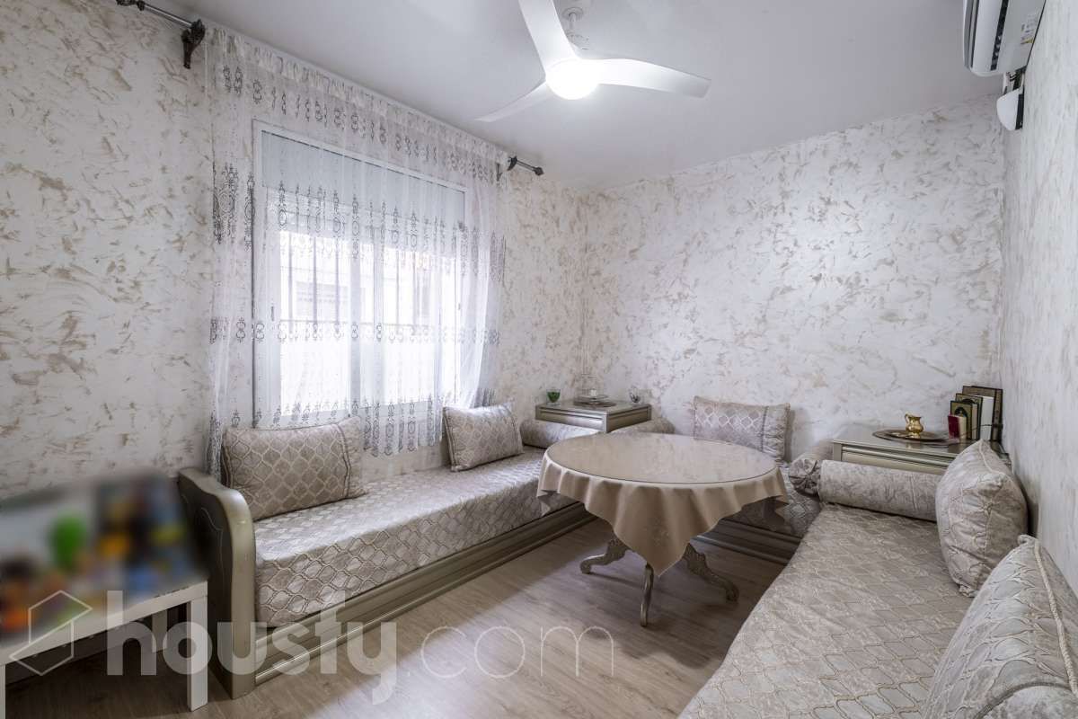 Dormitori de Pis en venda en Sant Boi de Llobregat amb Aire condicionat, Calefacció i Terrassa