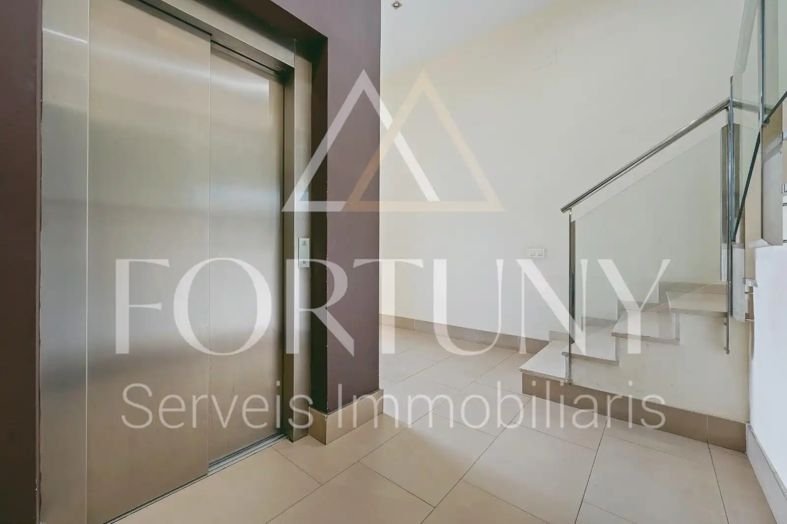Ático con terraza en venta en Carrer de Foix, imagen 30