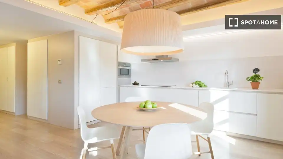 Flat with terrace to rent in Ciutat Vella, imagen 11