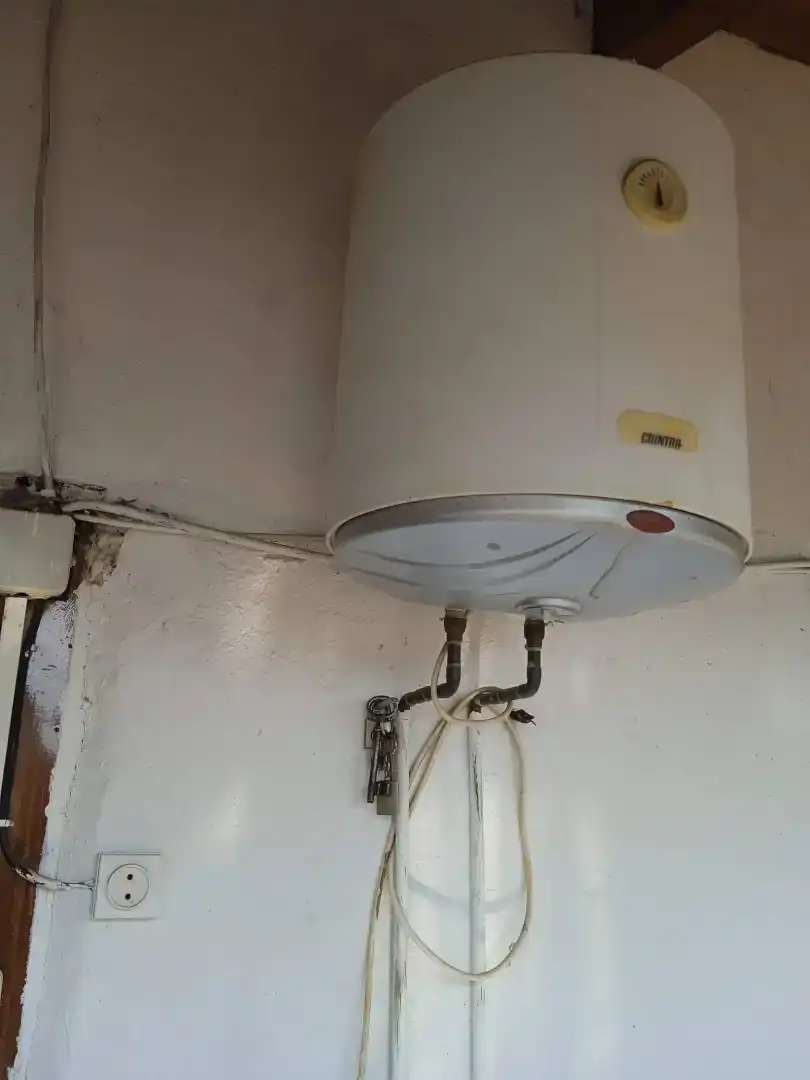 Bany de Casa adosada en venda en Oencia amb Moblat, Forn i Rentadora