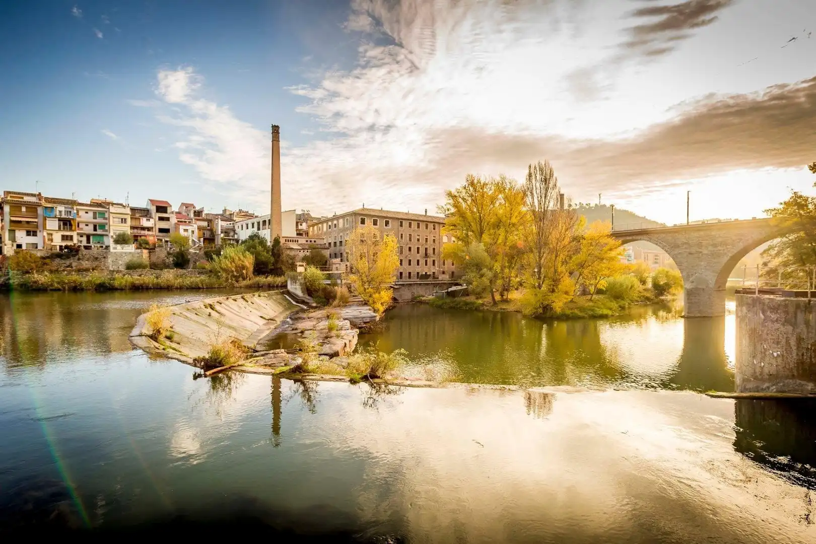 Vista exterior de Piso en venta en Sallent con Calefacción, Terraza y Balcón