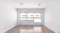 Exterior view of Flat for sale in  Barcelona Capital  with Air Conditioner, Heating and Terrace