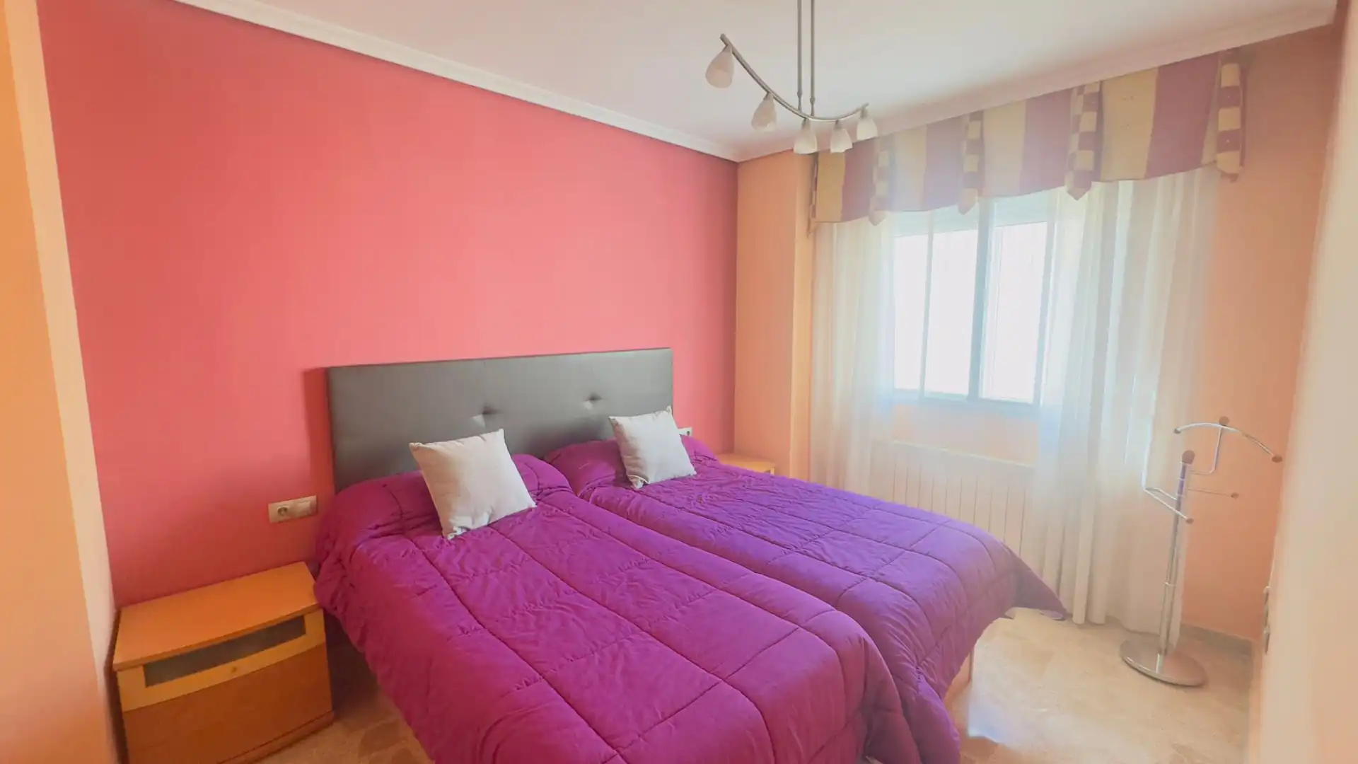Schlafzimmer von Wohnung zum Verkauf in Albacete mit Klimaanlage, Heizung und Privatgarten
