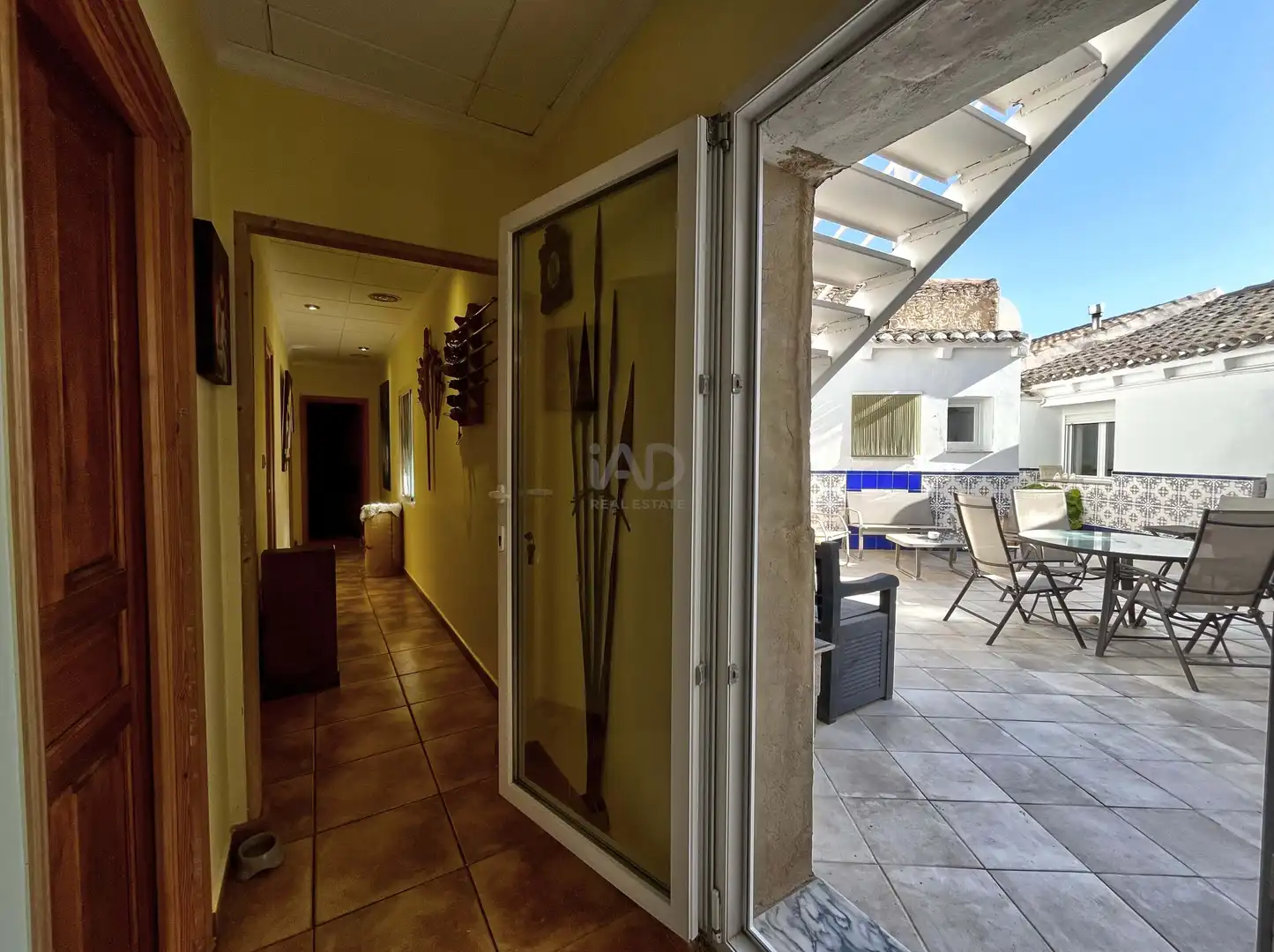 Houses for sale in Villena  with Air Conditioner, Terrace and Swimming Pool