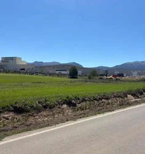 Terreno industrial en venta en Villanueva del Trabuco