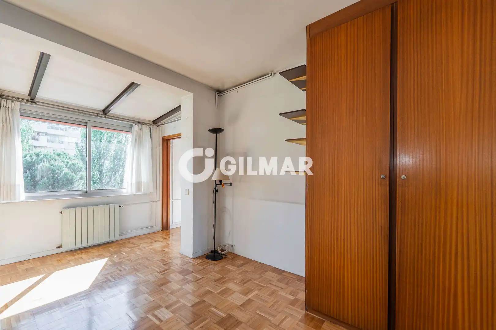 Habitación de Ático en venta en Ciudad Lineal