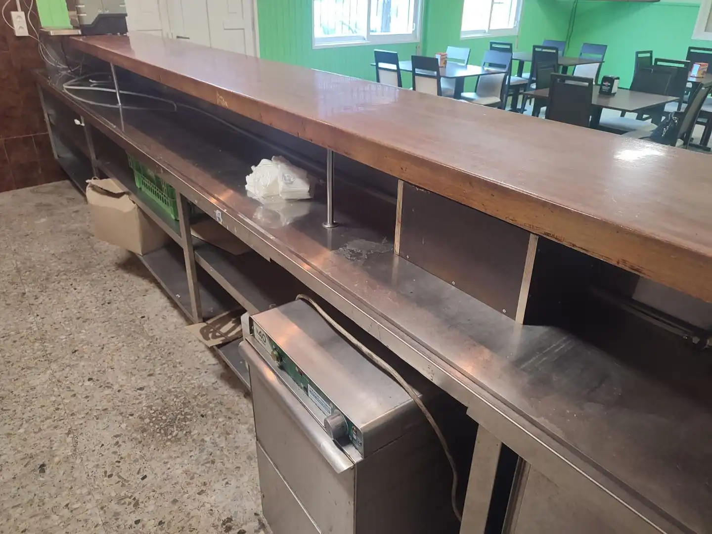 Local de alquiler en Vigo  con Terraza y Amueblado