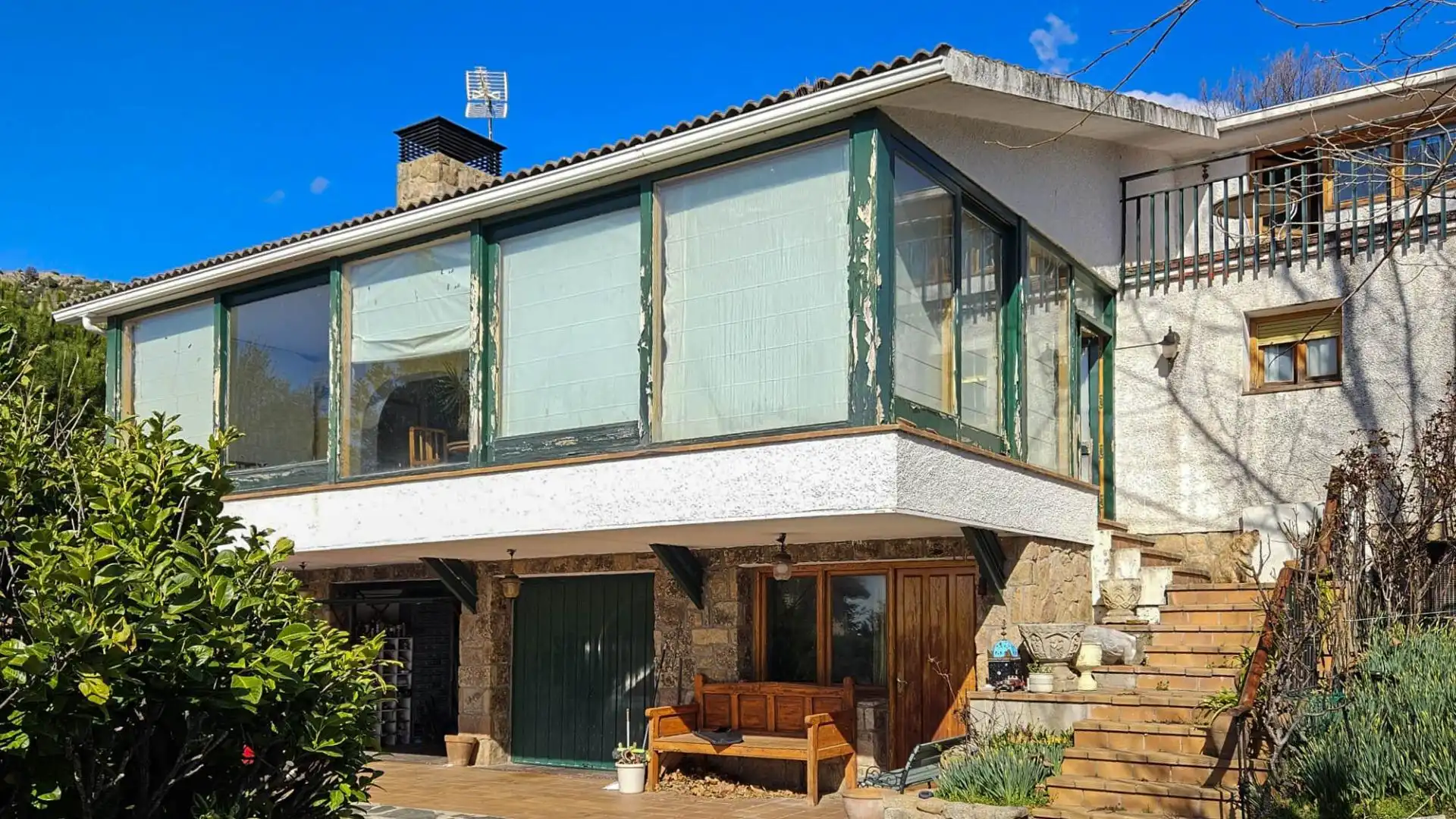 Vista exterior de Casa o xalet en venda en El Boalo - Cerceda – Mataelpino amb Calefacció