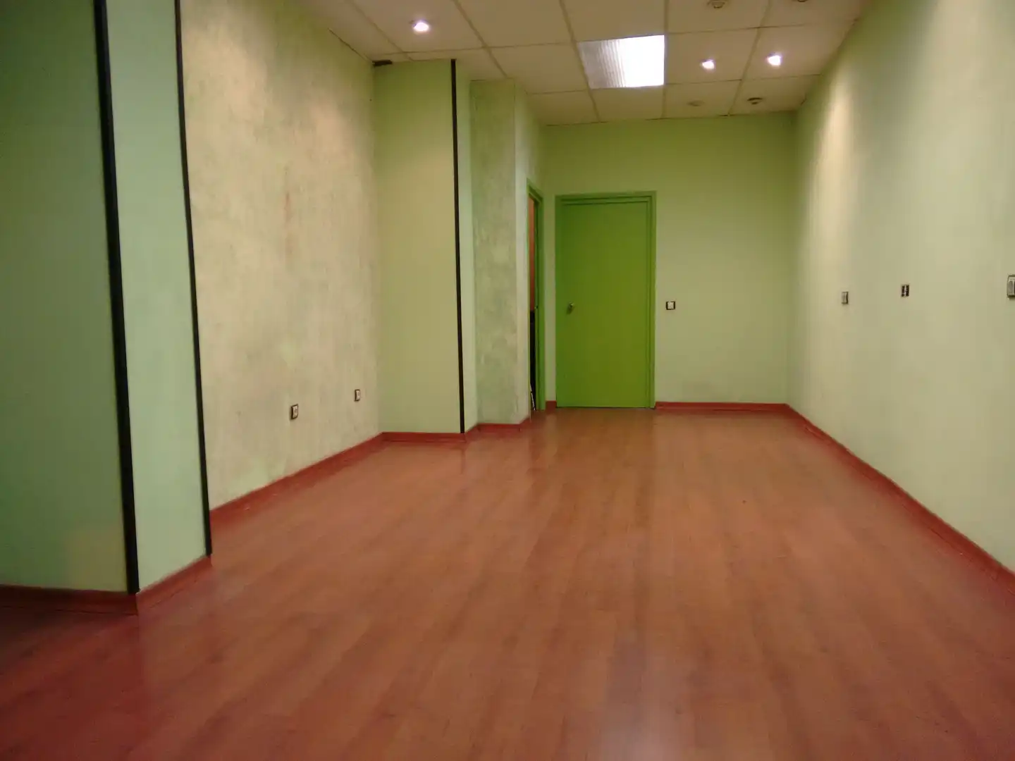 Business premises for sale in Centre