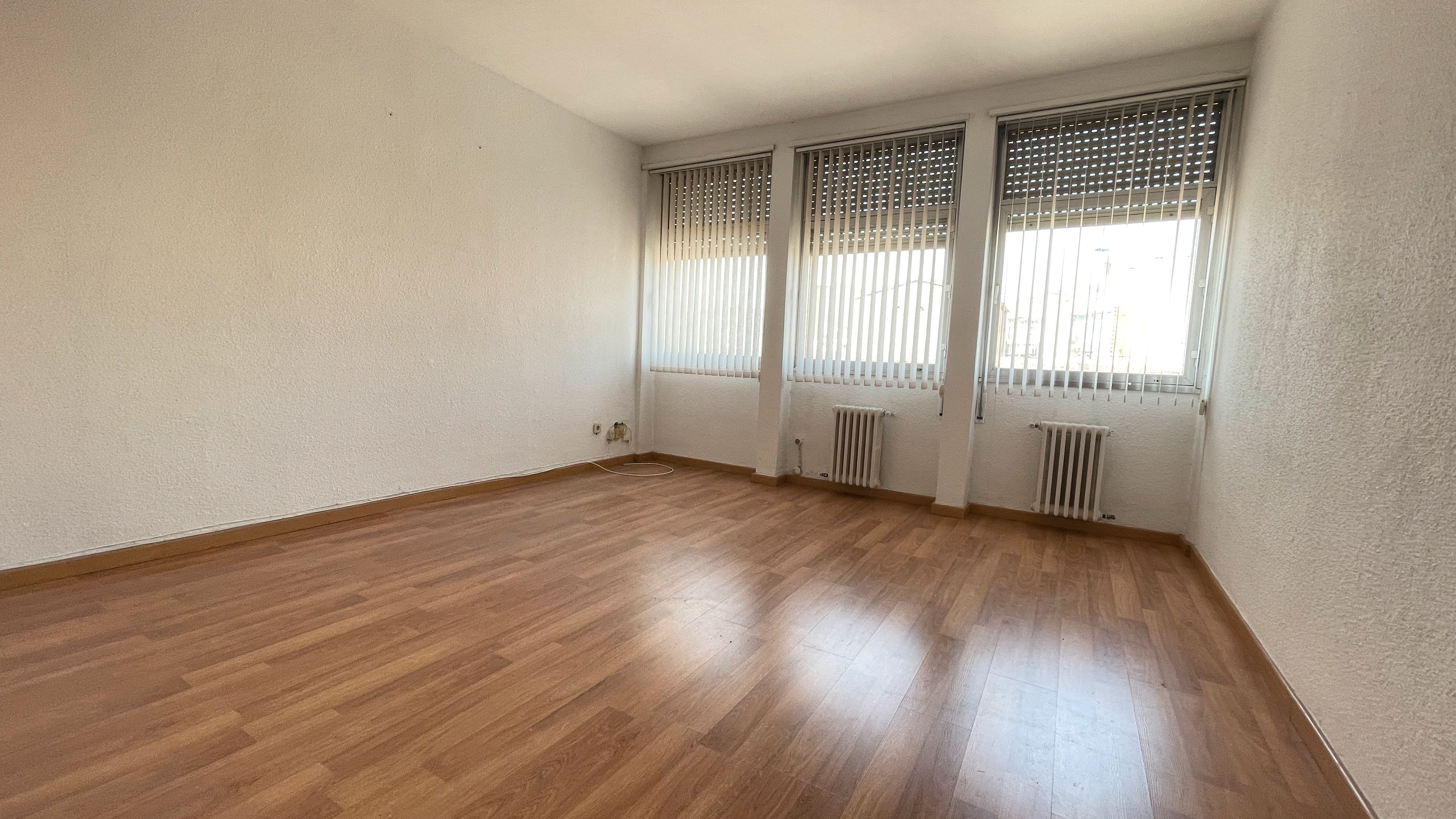 Büro miete in  Albacete Capital mit Heizung