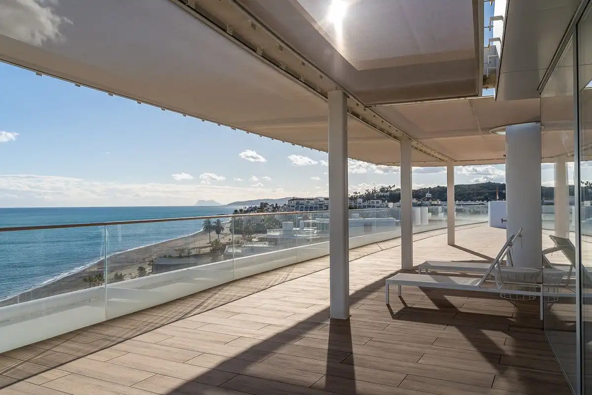 Penthouse with terrace for sale in Costa Natura