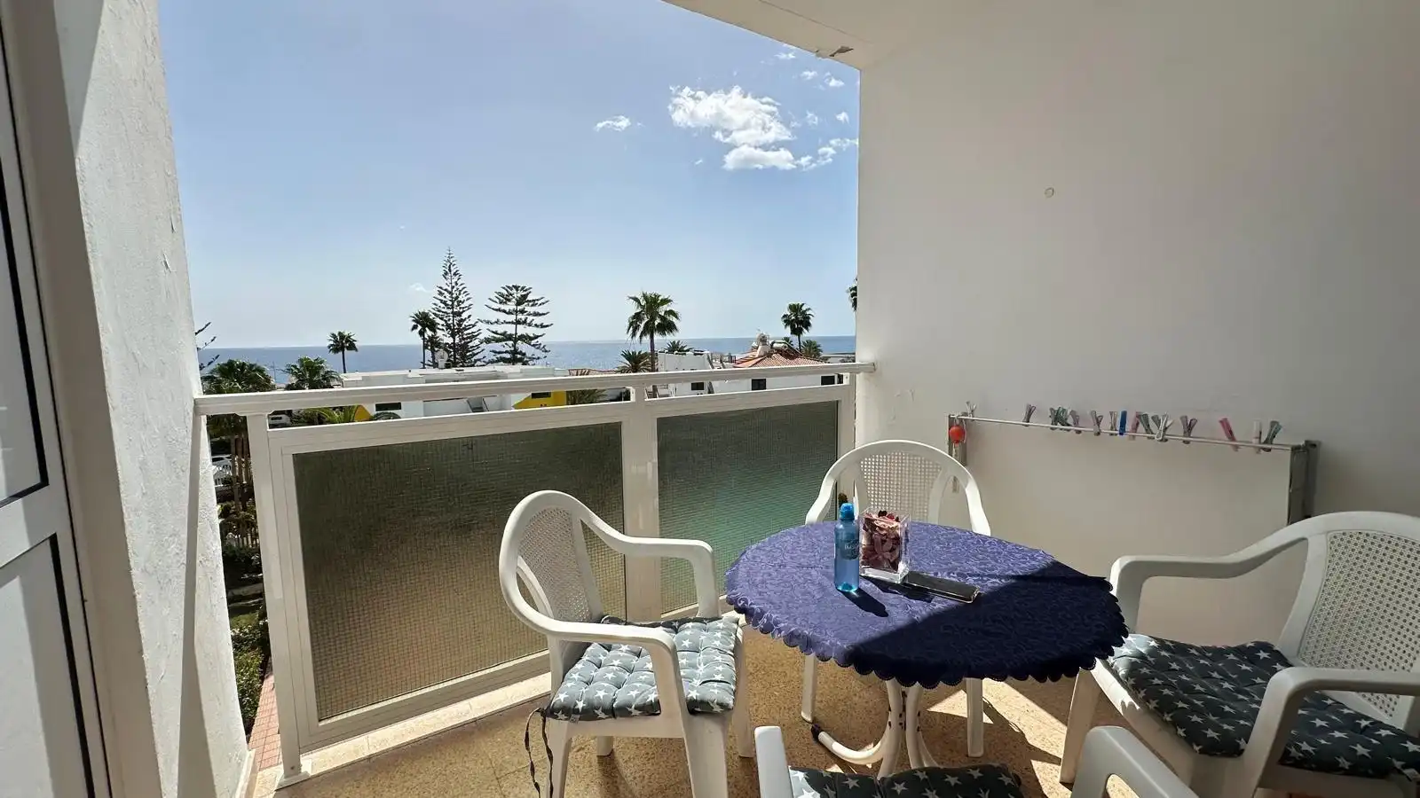 Terraza de Apartamento en venta en San Bartolomé de Tirajana con Amueblado, Balcón y Piscina comunitaria