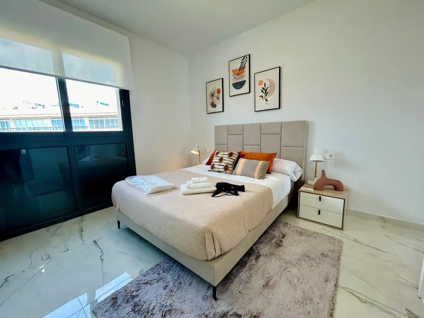 Habitación de Ático en venta en Orihuela con Aire acondicionado, Calefacción y Jardín privado