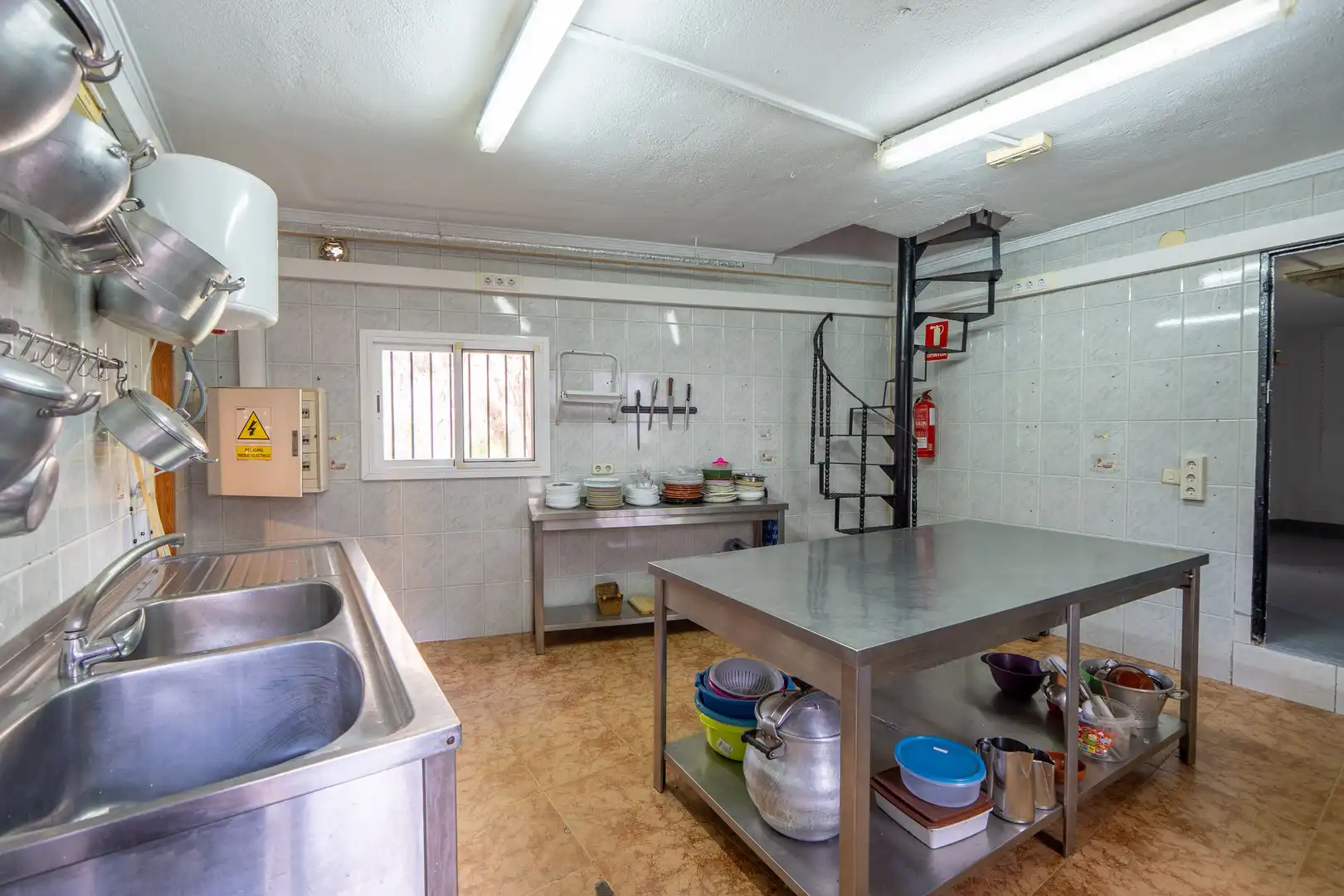 Business premises for sale in Barrio SALADO, imagen 9