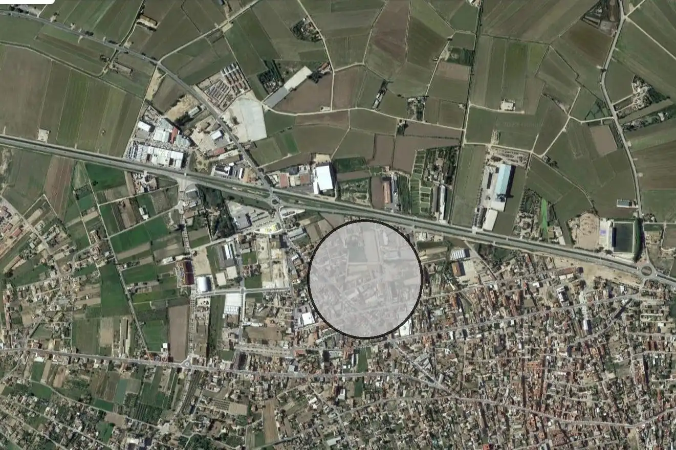 Grundstücke und Bauplätze zum Verkauf in Avenida GOLES DE L'EBRE 51