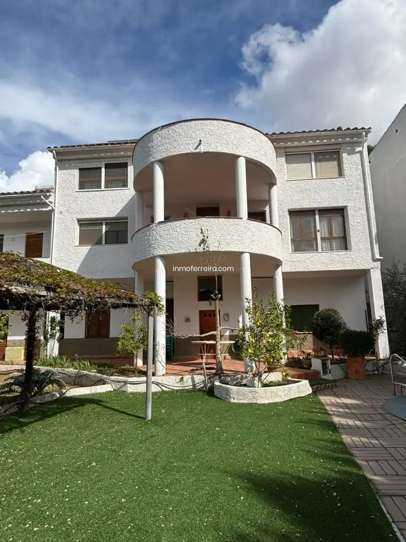 Xalet amb piscina en venda a Siles