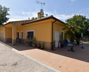 Vista exterior de Finca rústica en venda en Navalcarnero amb Jardí privat, Terrassa i Traster