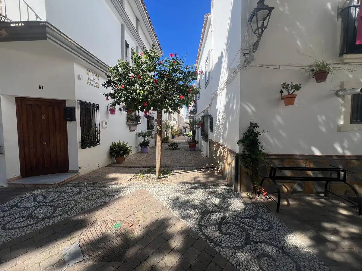Terraced house for sale in Estepona Pueblo, imagen 5