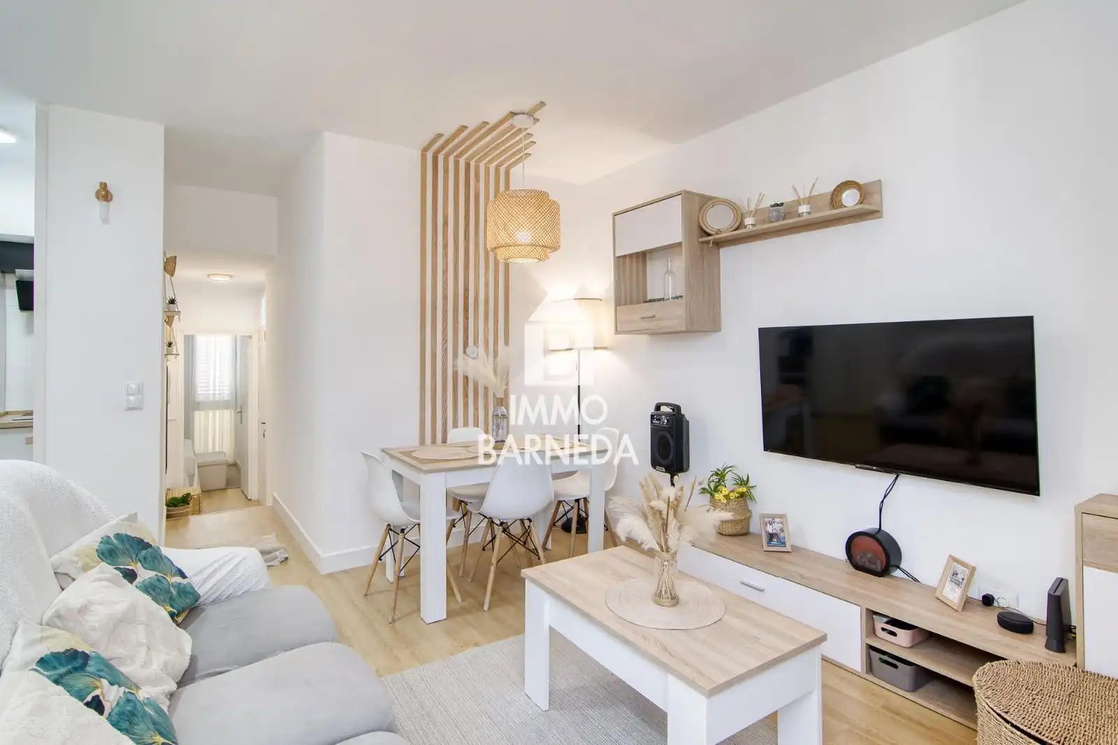 Living room of Flat for sale in Roses  with Parquet flooring and Furnished