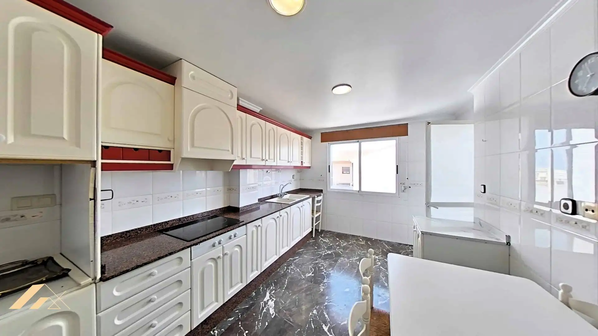 Cuina de Apartament en venda en Pilar de la Horadada amb Aire condicionat