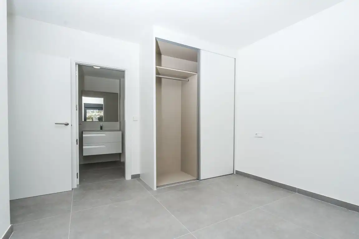 Flat for sale in Jávea / Xàbia  with Air Conditioner, Private garden and Storage room
