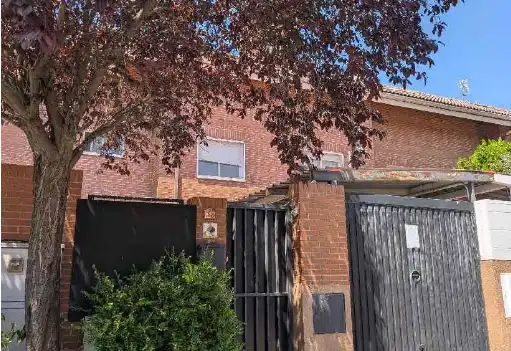Vista exterior de Casa o xalet en venda en Rivas-Vaciamadrid