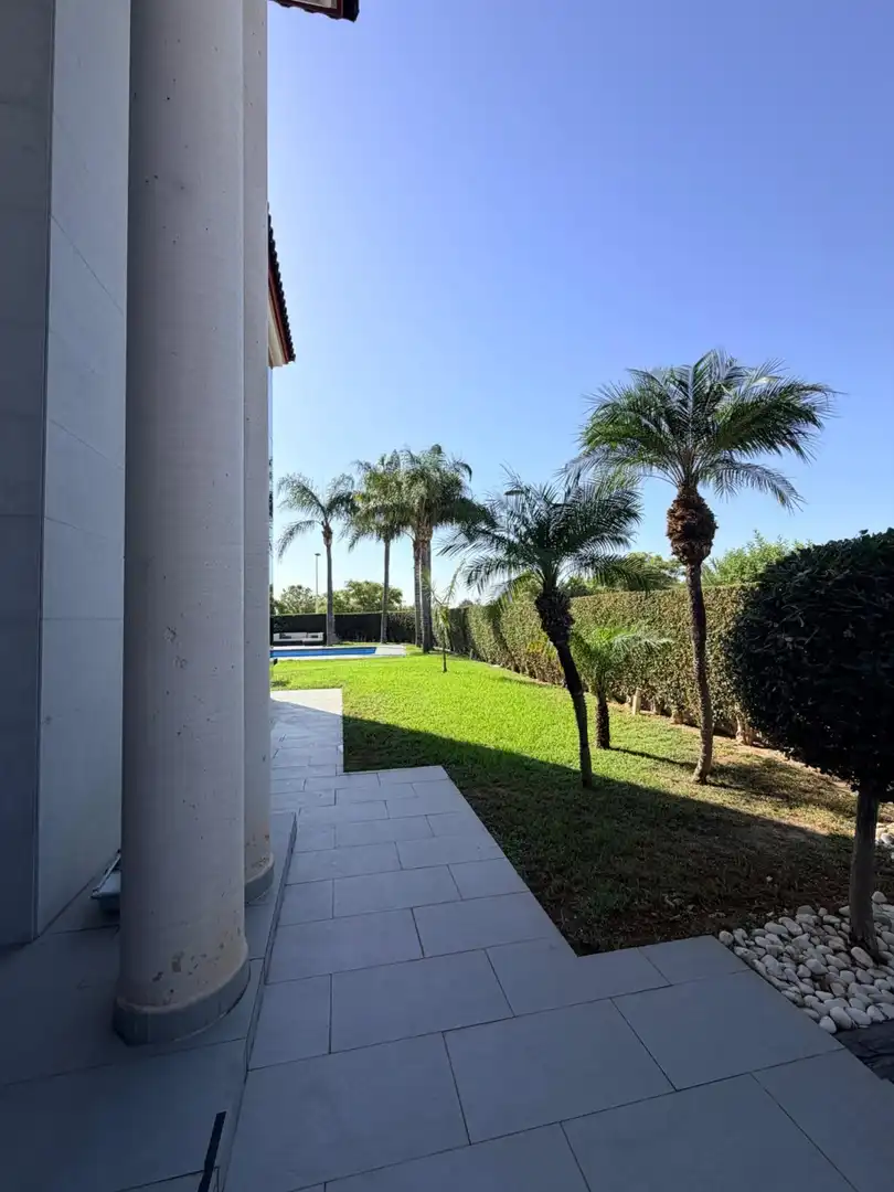 Terraza de Casa o chalet de alquiler en Elche / Elx con Aire acondicionado, Calefacción y Jardín privado