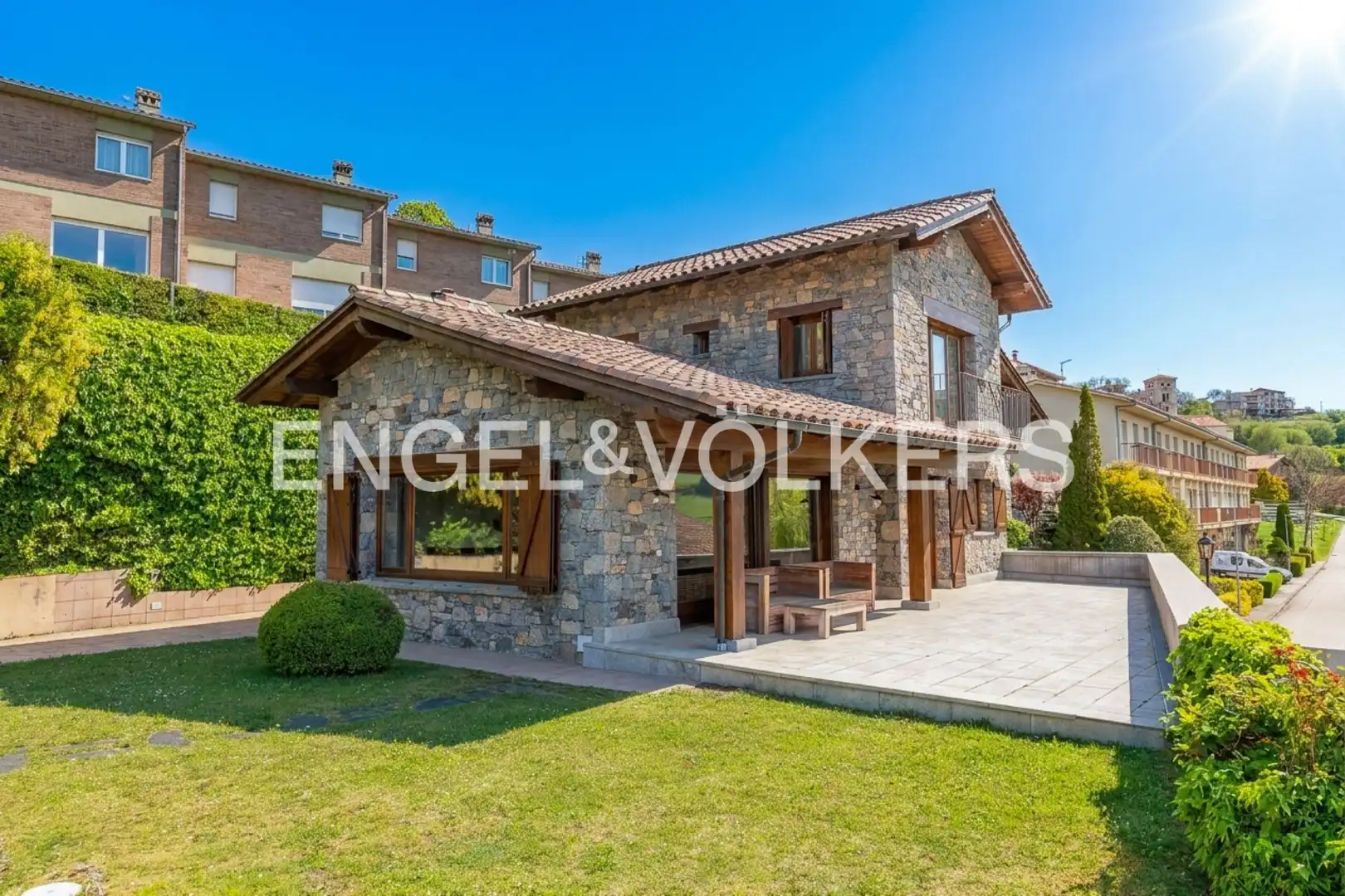 Vista exterior de Casa o chalet en venta en Molló con Calefacción, Jardín privado y Balcón
