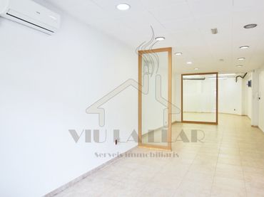 Local comercial en venta en Calle ALEMANYA
