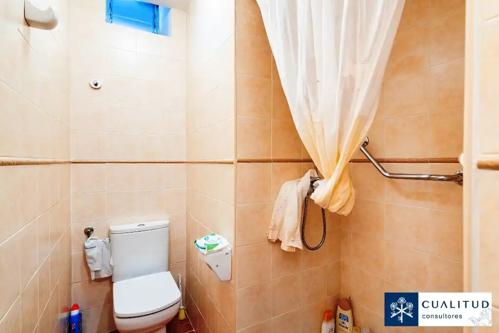 Bathroom of Houses for sale in Benassal  with Furnished, Oven and Washing machine
