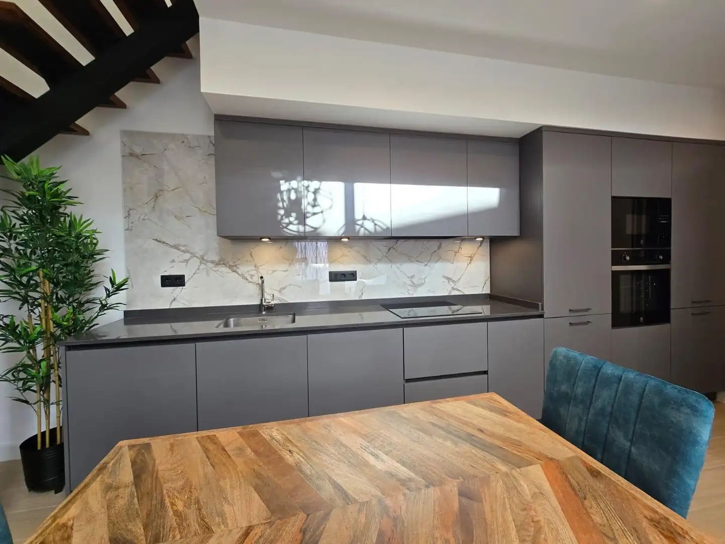 Küche von Maisonette zur Miete in Sanlúcar la Mayor mit Klimaanlage, Terrasse und Möbliert