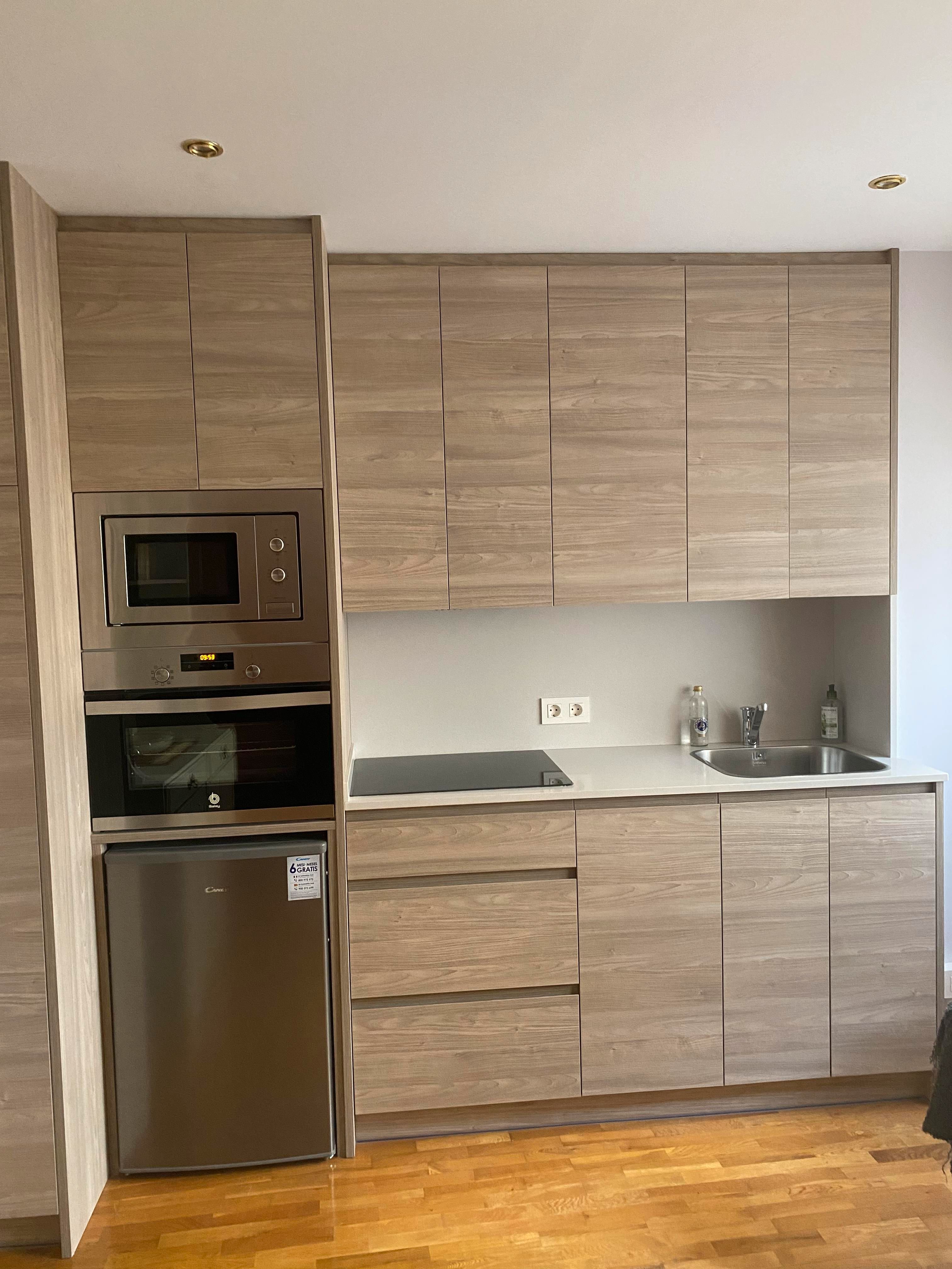 Apartamento de alquiler en Calle Julio González Pola, Masip