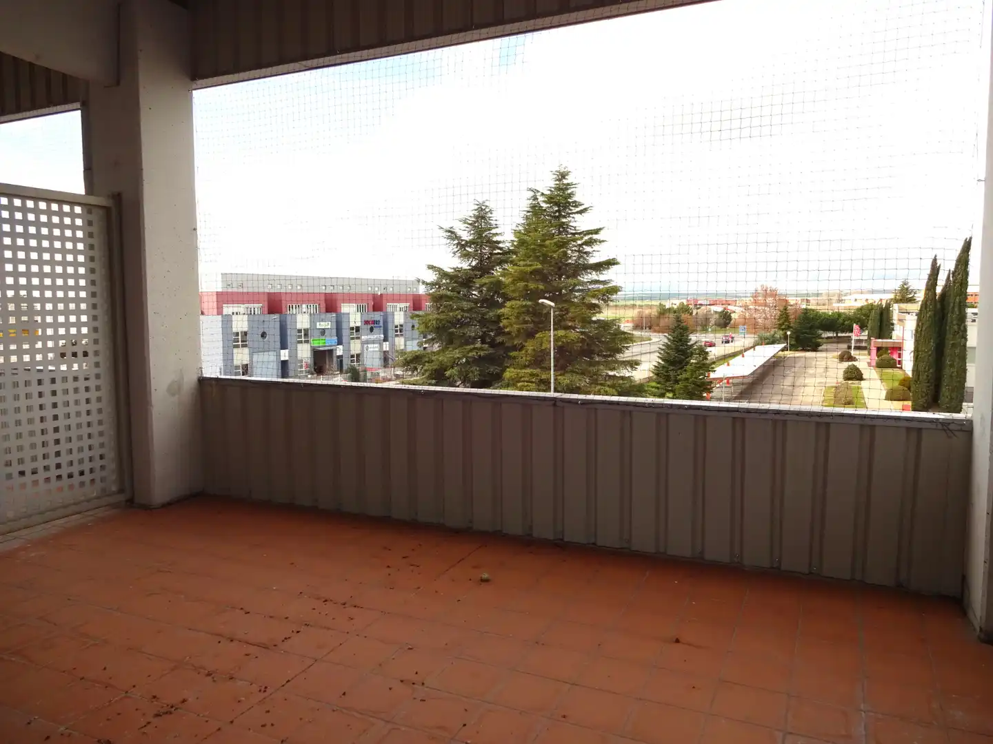Terrassa de Oficina de lloguer en Alcalá de Henares amb Aire condicionat i Terrassa