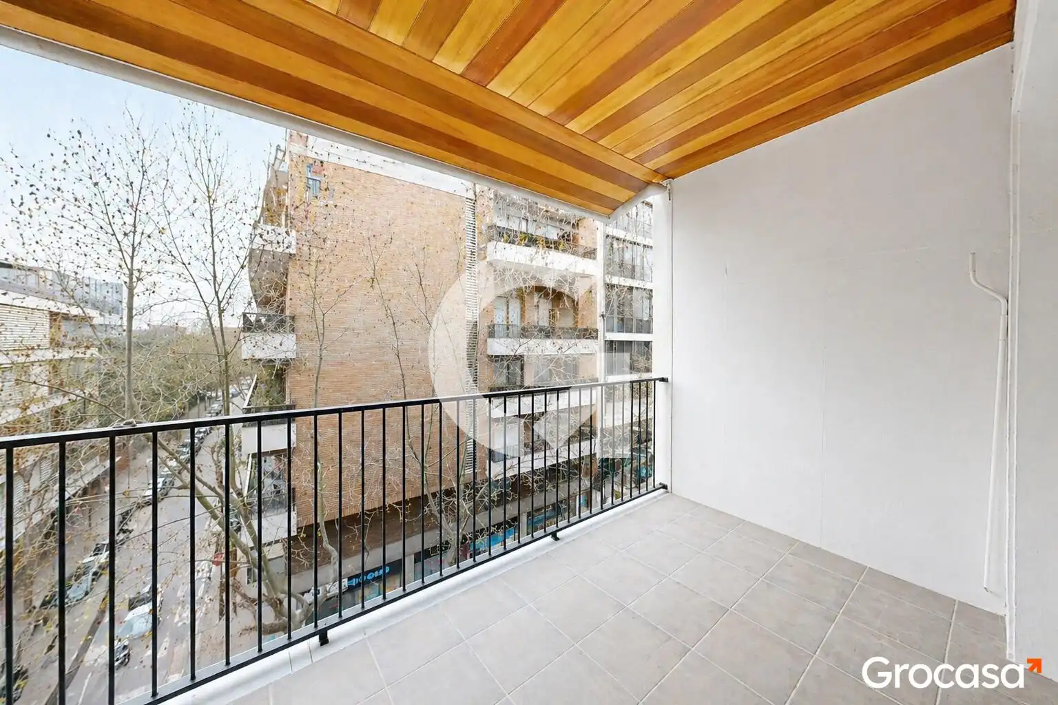 Terraza de Piso en venta en  Barcelona Capital con Calefacción, Terraza y Horno