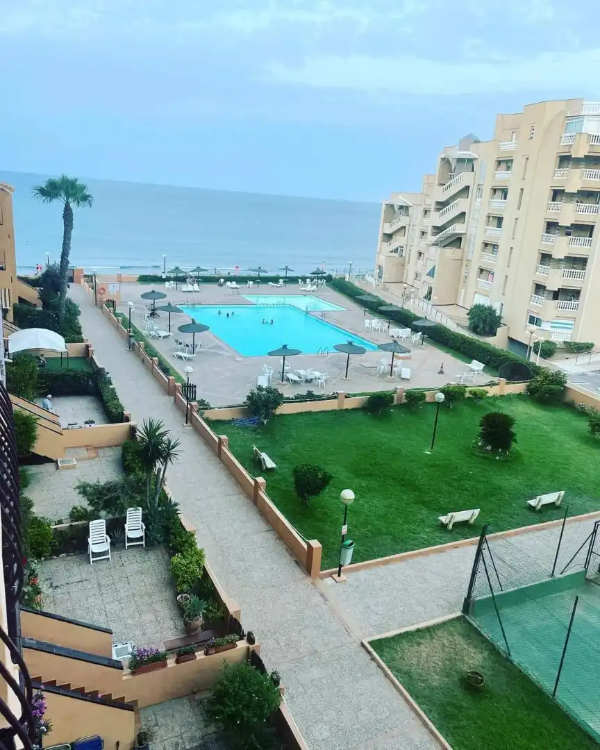 Piscina de Pis de lloguer en Cartagena amb Aire condicionat, Moblat i Forn